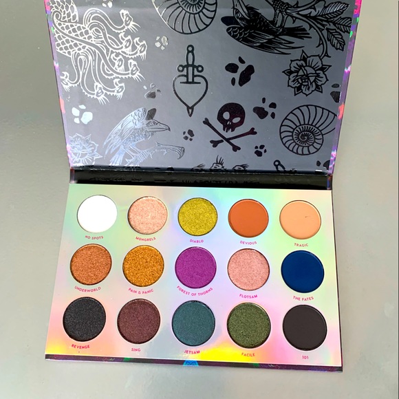 Colourpop Disney Villians Misunderstood Pallet - Picture 1 of 3